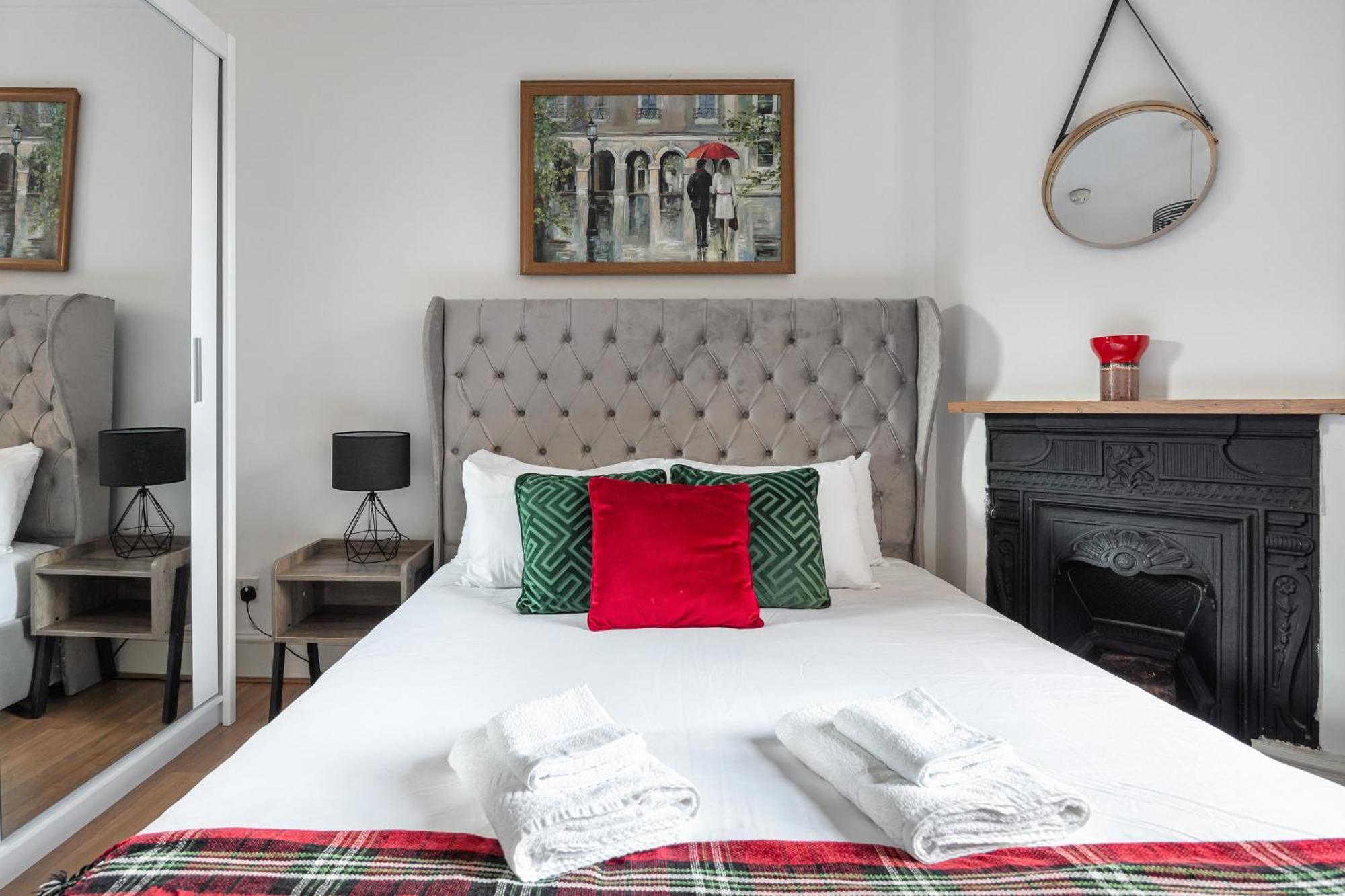 Gorgeous One Bed Aircon In The Heart Of Apartamento